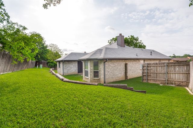 1808 Haley Circle, Carrollton, TX 75006