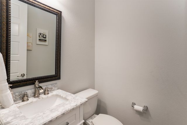 2212 Brooks Trail, Heath, TX 75126