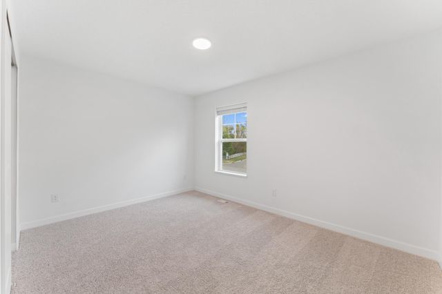 10548 Harbor Lane N, Maple Grove, MN 55369