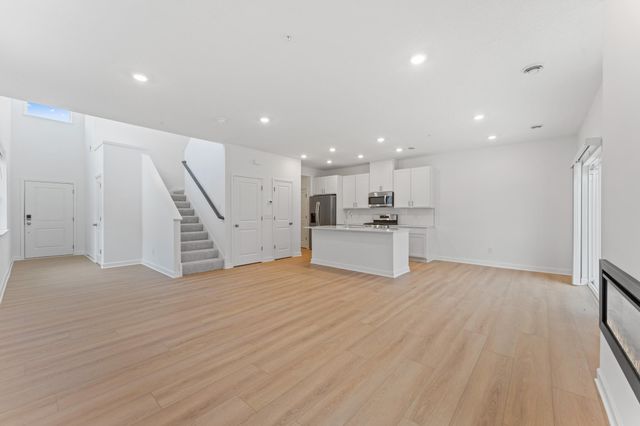 10548 Harbor Lane N, Maple Grove, MN 55369