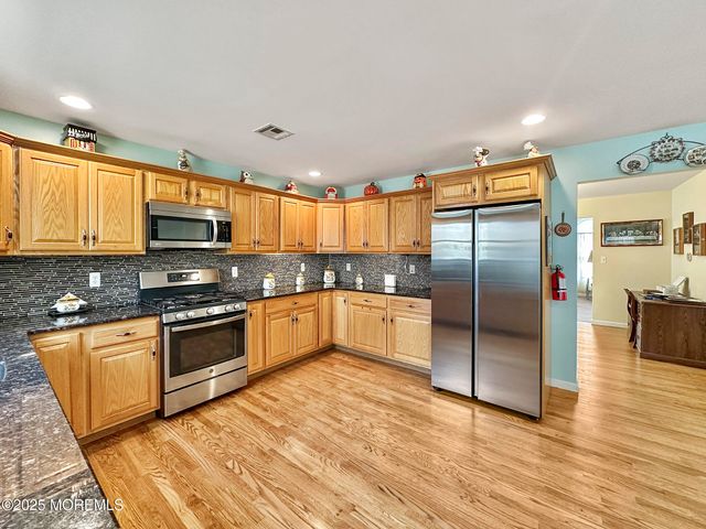 855 Miller Avenue, Jackson, NJ 08527