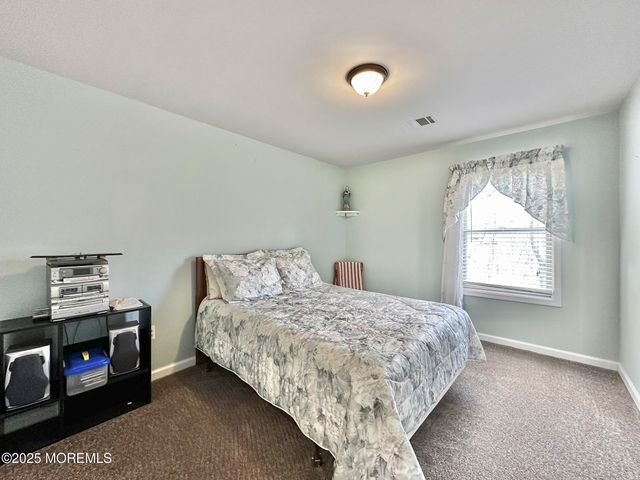 855 Miller Avenue, Jackson, NJ 08527