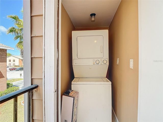 21038 VOYAGER BOULEVARD 8, Land O Lakes, FL 34638