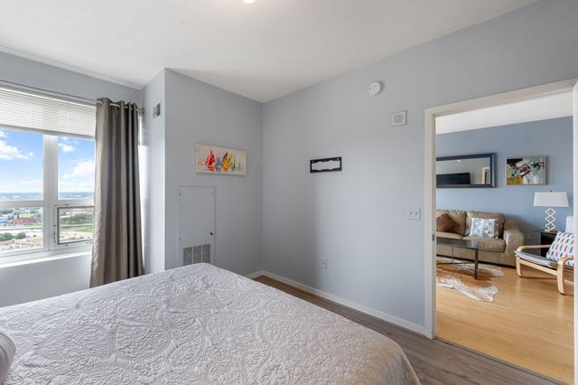 929 Portland Ave 2408, Minneapolis, MN 55404