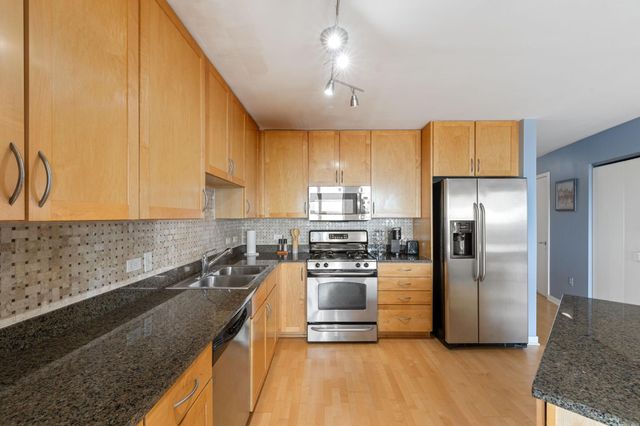 929 Portland Ave 2408, Minneapolis, MN 55404