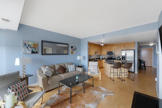 929 Portland Ave 2408, Minneapolis, MN 55404
