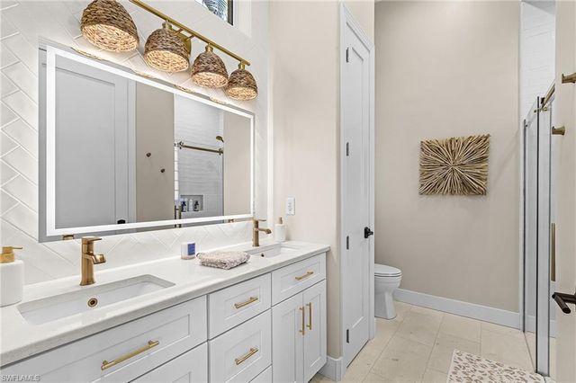 6720 Mossy Glen DR, Fort Myers, FL 33908