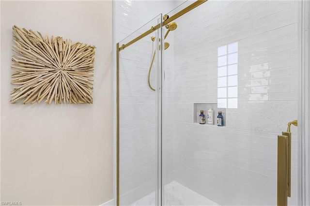 6720 Mossy Glen DR, Fort Myers, FL 33908