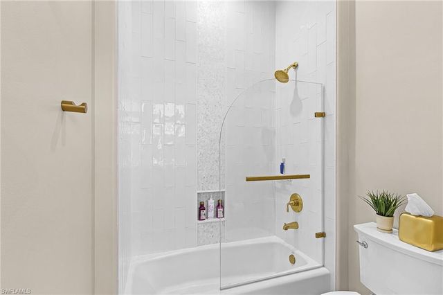 6720 Mossy Glen DR, Fort Myers, FL 33908