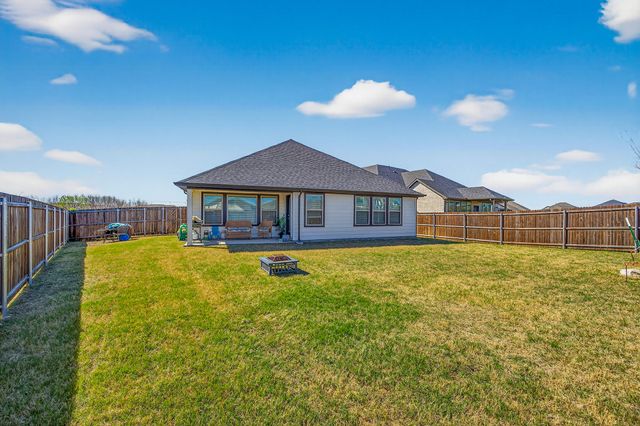 2400 Peoria Drive, Fort Worth, TX 76179