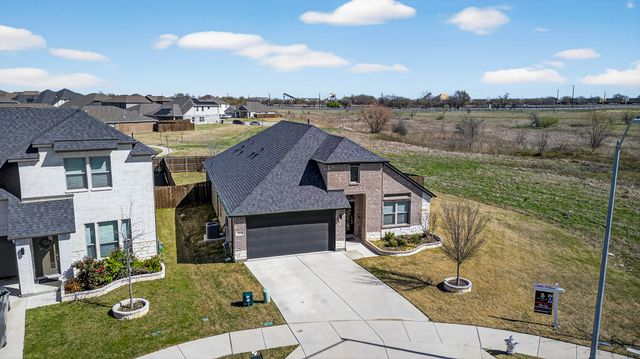 2400 Peoria Drive, Fort Worth, TX 76179