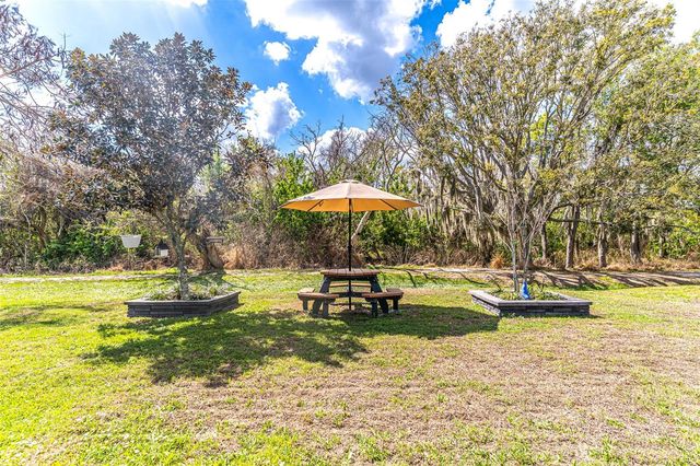 1989 VAN BUREN LOOP, Auburndale, FL 33823