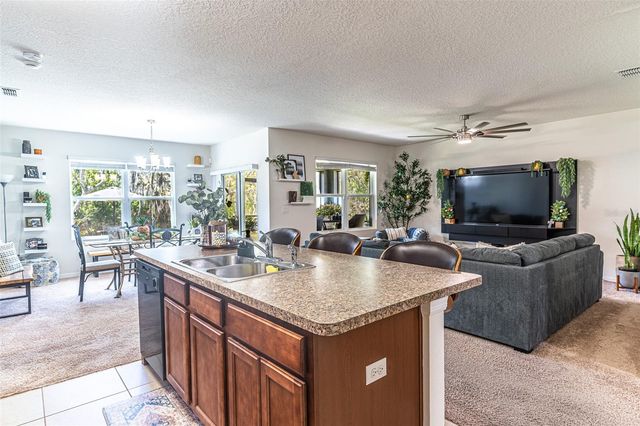 1989 VAN BUREN LOOP, Auburndale, FL 33823