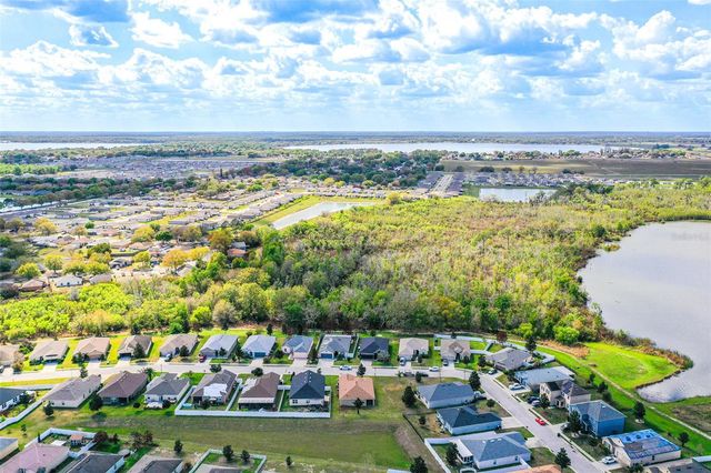 1989 VAN BUREN LOOP, Auburndale, FL 33823