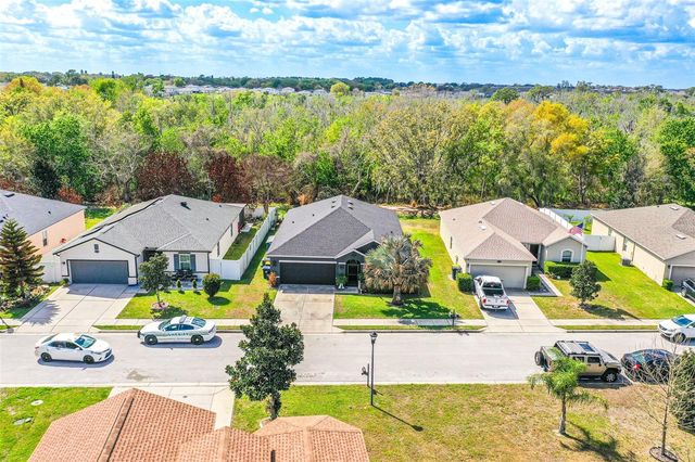 1989 VAN BUREN LOOP, Auburndale, FL 33823