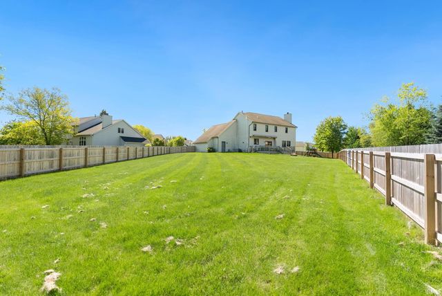 2220 Jonathans Landing, Fort Wayne, IN 46814