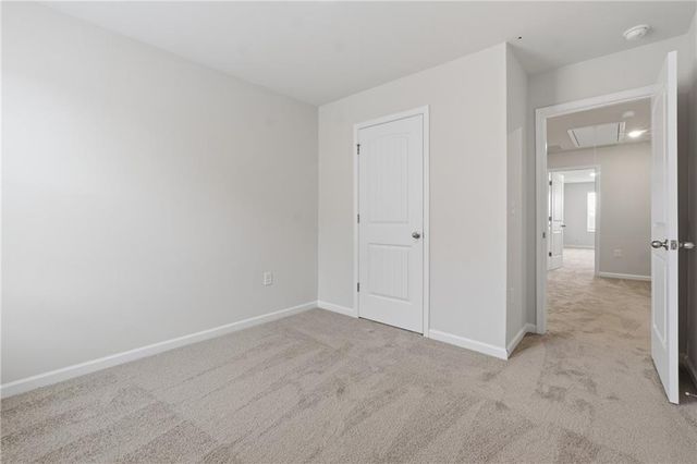 212 Norchester Avenue, Hogansville, GA 30230
