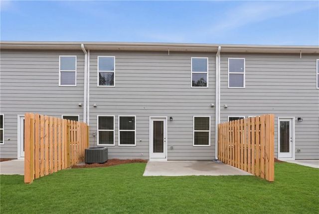 212 Norchester Avenue, Hogansville, GA 30230
