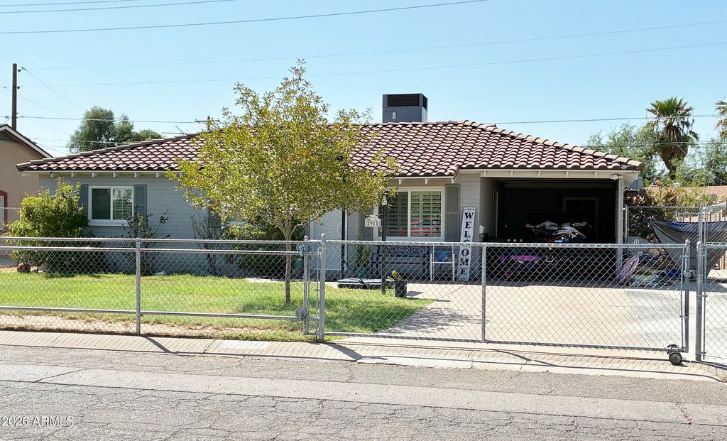 2911 W MONTEBELLO Avenue, Phoenix, AZ 85017 — photo 2