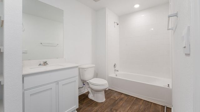 12105 Pike BND, Mustang Ridge, TX 78610