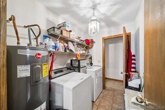 425 S Boston Avenue, Ketchum, OK 74349