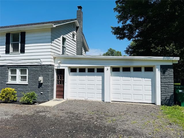 6111 REDWOOD Drive, Harborcreek, PA 16421