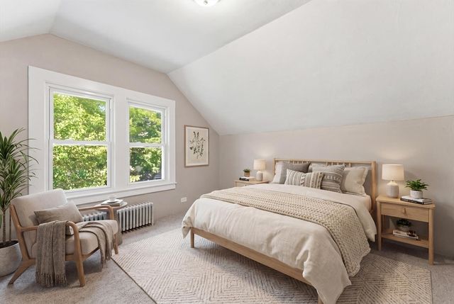 47 Thorndyke St, Springfield, MA 01118