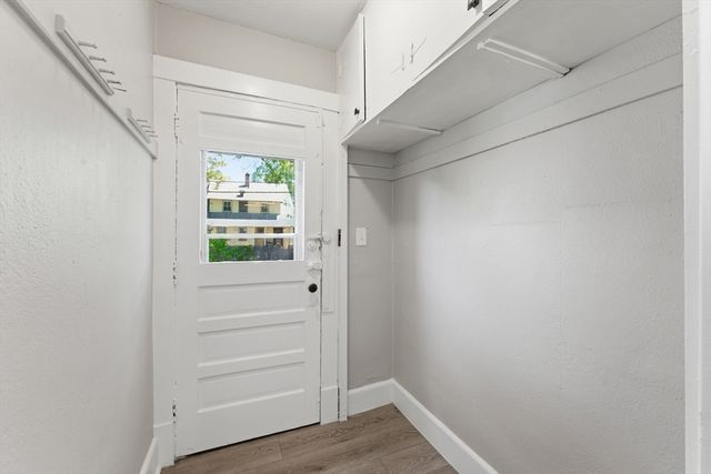 47 Thorndyke St, Springfield, MA 01118