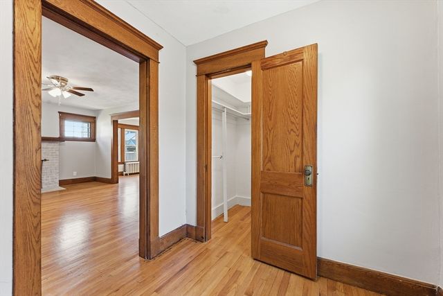 47 Thorndyke St, Springfield, MA 01118