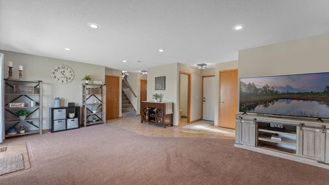 9165 Fieldcrest Circle, Monticello, MN 55362