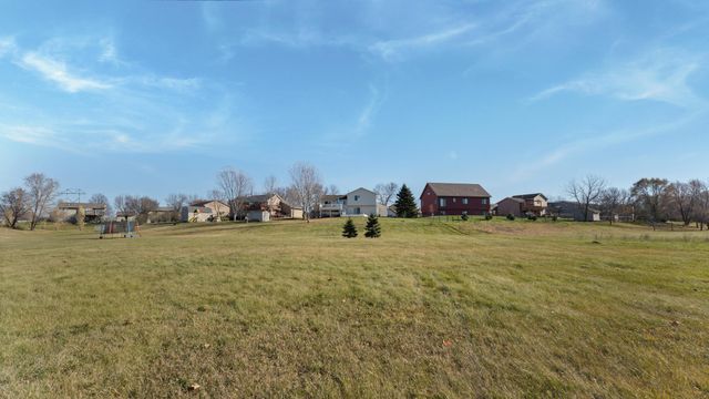9165 Fieldcrest Circle, Monticello, MN 55362