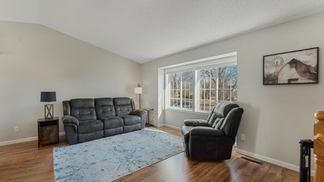 9165 Fieldcrest Circle, Monticello, MN 55362