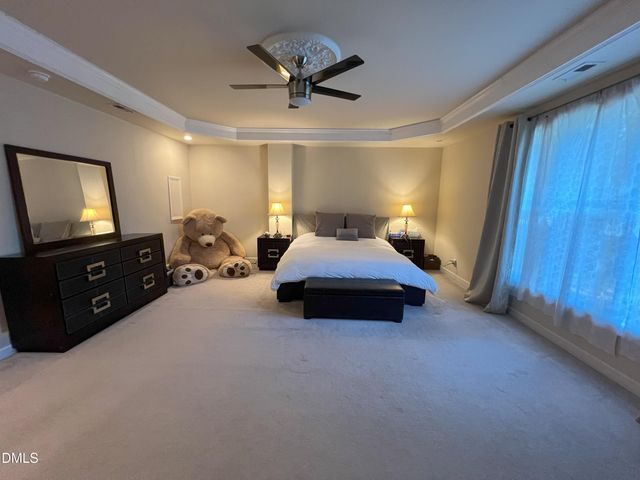 5002 Wickham Road, Raleigh, NC 27606