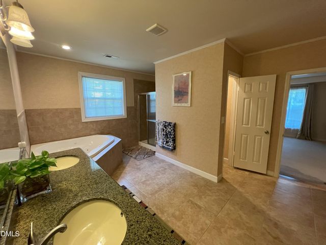 5002 Wickham Road, Raleigh, NC 27606