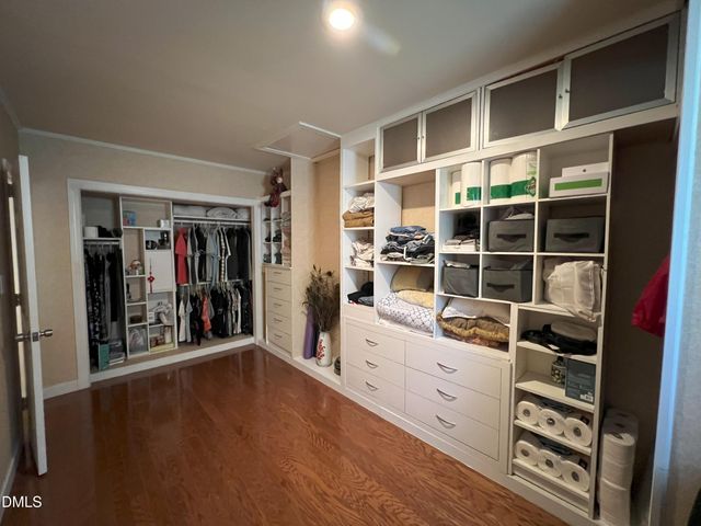 5002 Wickham Road, Raleigh, NC 27606