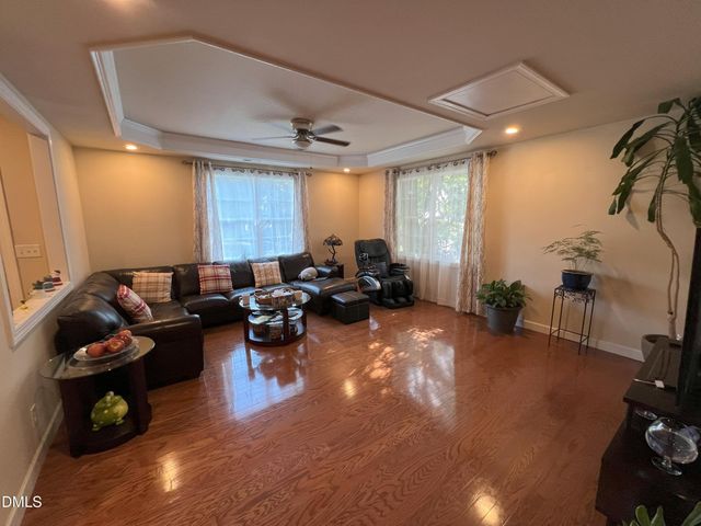 5002 Wickham Road, Raleigh, NC 27606