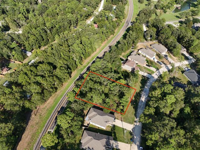 NA Village Cove Loop, Livingston, TX 77351