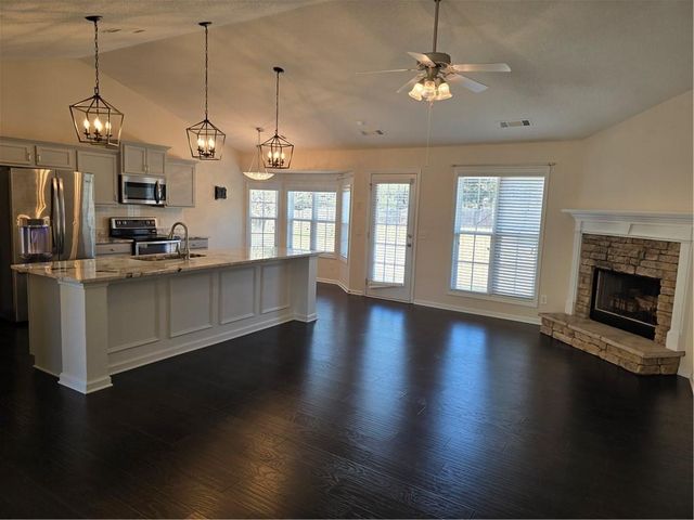 607 Mcdowell Lane, Bethlehem, GA 30620