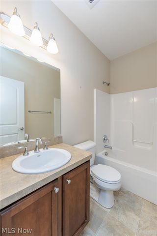 8541 Alexis Drive, Macedonia, OH 44056