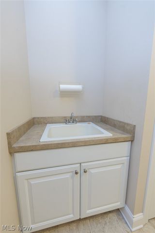 8541 Alexis Drive, Macedonia, OH 44056