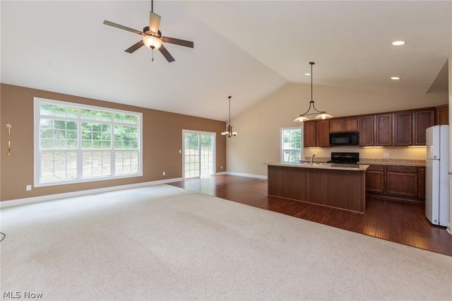 8541 Alexis Drive, Macedonia, OH 44056