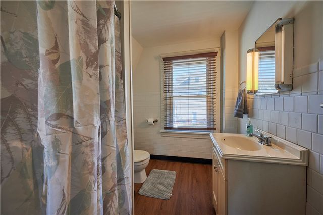 1816 Lenz Ave, Ambridge, PA 15003