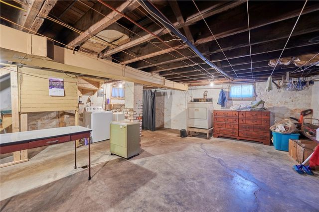 1816 Lenz Ave, Ambridge, PA 15003