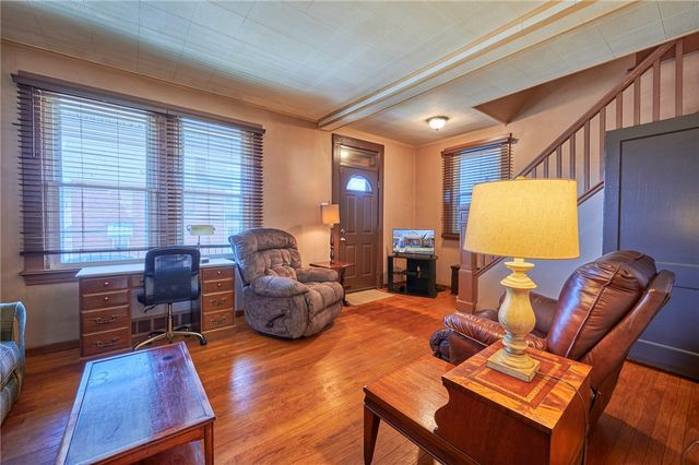 1816 Lenz Ave, Ambridge, PA 15003