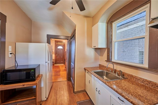 1816 Lenz Ave, Ambridge, PA 15003