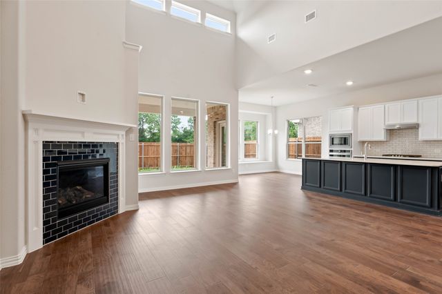 3513 Twin Pond Trail, Fort Worth, TX 76040