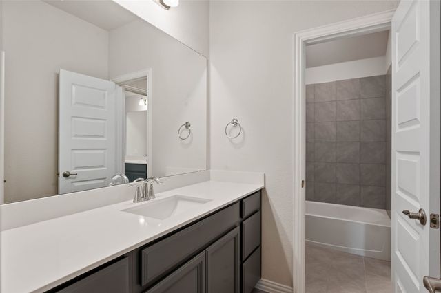 3513 Twin Pond Trail, Fort Worth, TX 76040