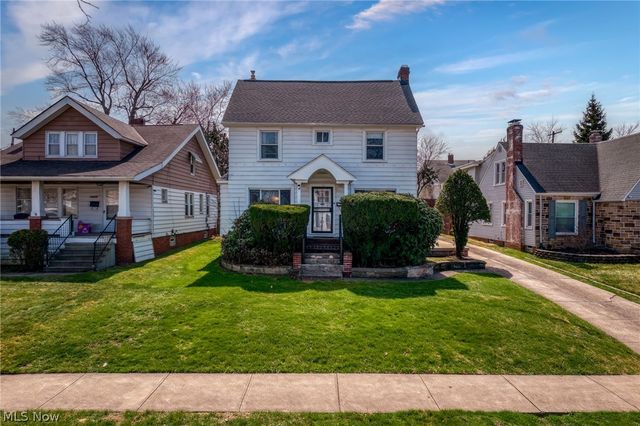10506 Park Heights Avenue, Garfield Heights, OH 44125