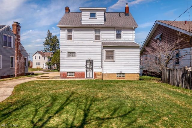 10506 Park Heights Avenue, Garfield Heights, OH 44125