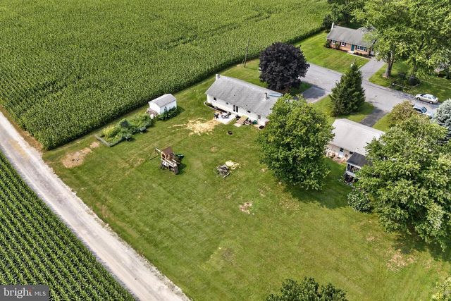 776 SHARON DR, Mount Joy, PA 17552